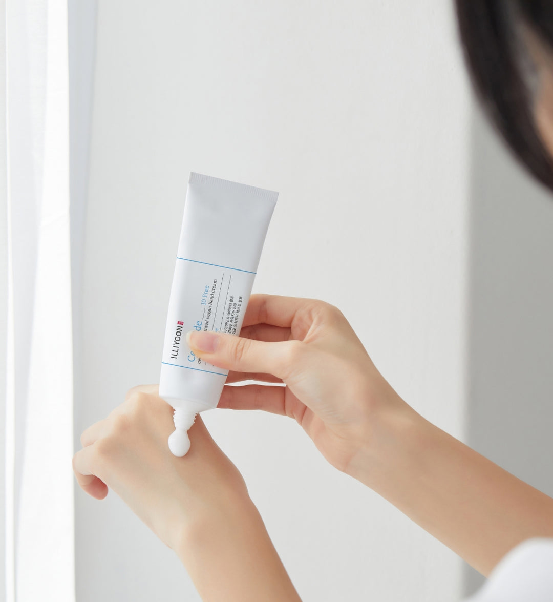Illiyoon Ceramide Unscented Vegan Handcream 50ml